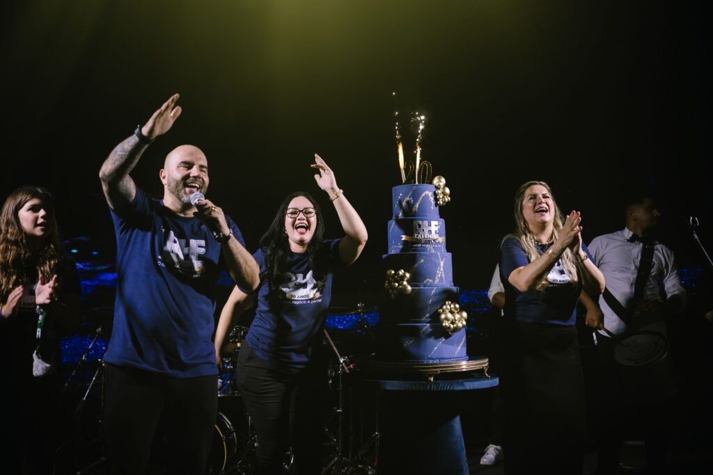20 anos - RHF Talentos